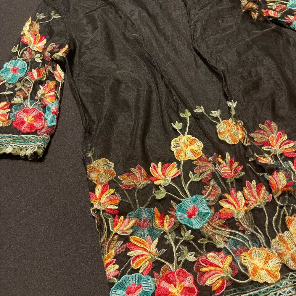 Floral Embroidered Sheer Black kimono - Picture 3 of 5